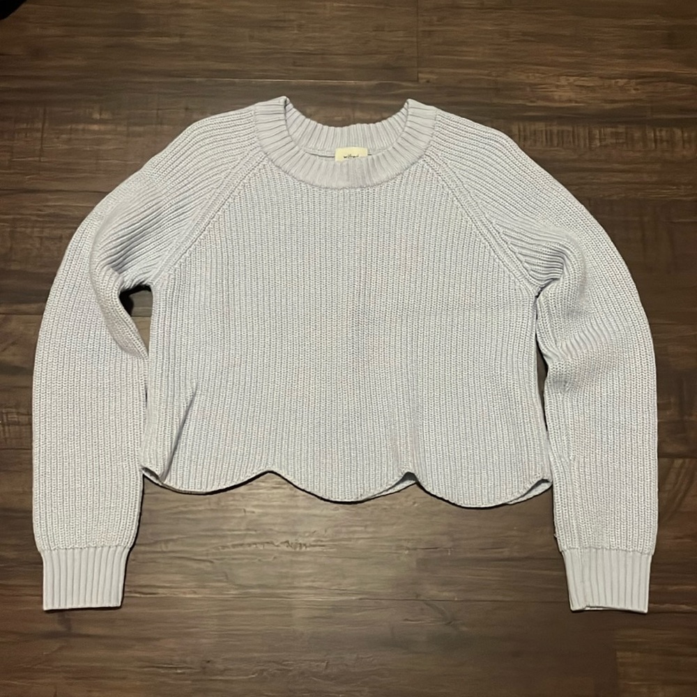 Aritzia Wilfred Scallop Cropped Sweater